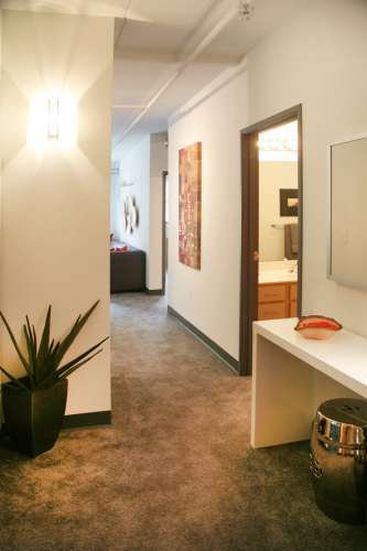 S Bed Humbucker Apartments 308