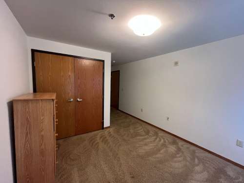 S Bed 420 West 484