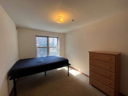 S Bed 420 West 24