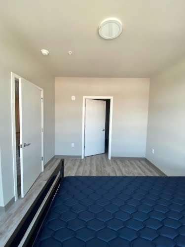 S Bed Clover Commons 375