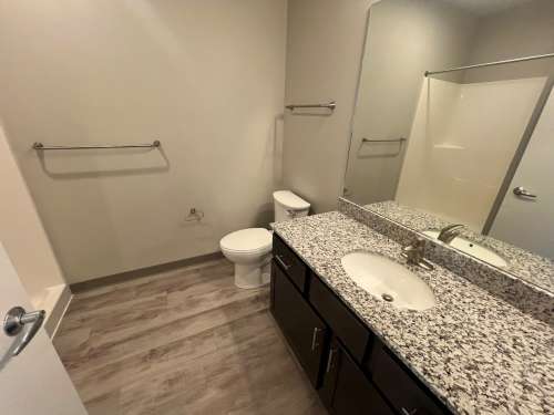 S Bed Clover Commons 232