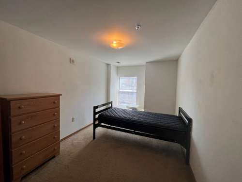S Bed 420 West 315
