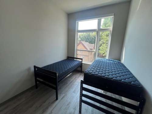 S Bed Clover Commons 488