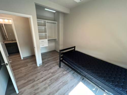 S Bed Clover Commons 140