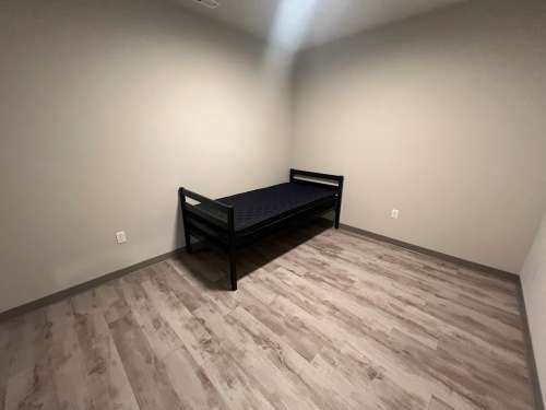 S Bed Clover Commons 389