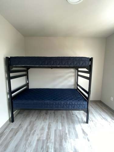 S Bed Clover Commons 191