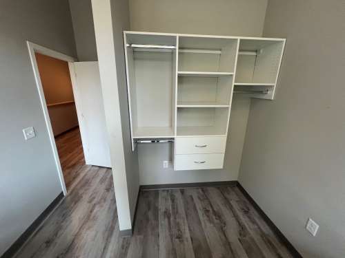 S Bed Clover Commons 518