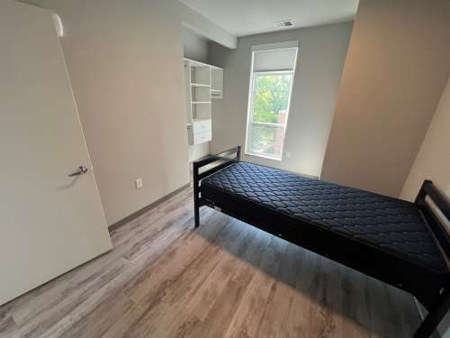 S Bed Clover Commons 107