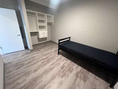 S Bed Clover Commons 357