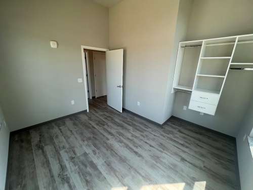 S Bed Clover Commons 134