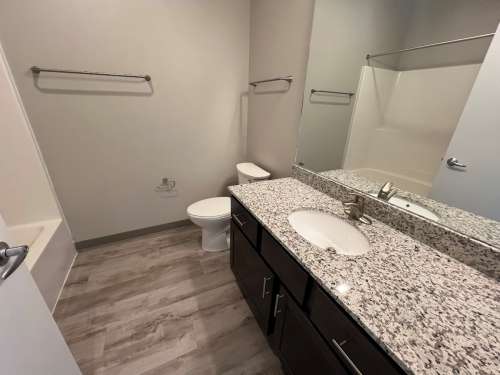 S Bed Clover Commons 28