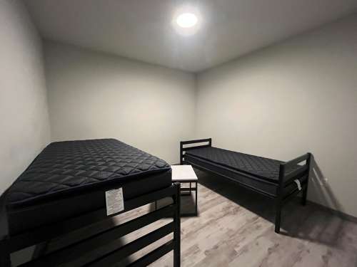 S Bed Clover Commons 348