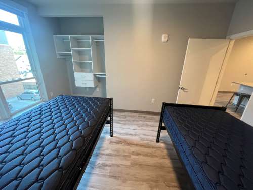 S Bed Clover Commons 319