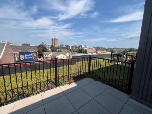 S Bed Clover Commons 230