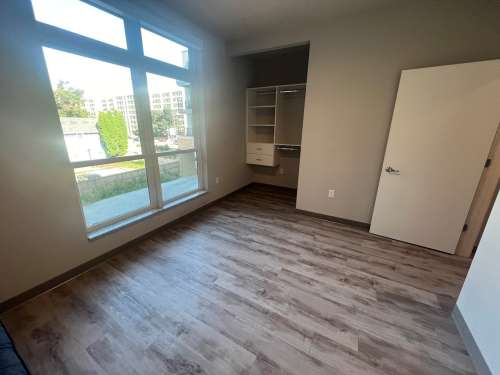 S Bed Clover Commons 442