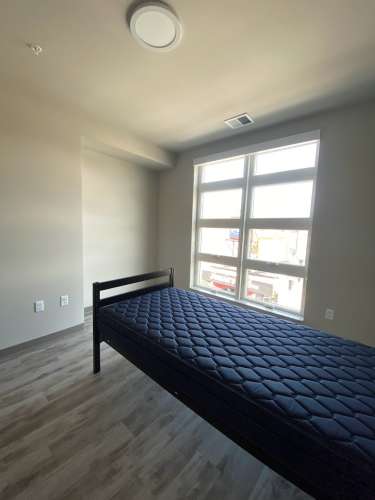 S Bed Clover Commons 52