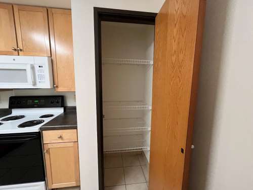 S Bed 420 West 442