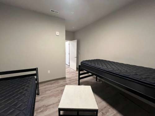 S Bed Clover Commons 354