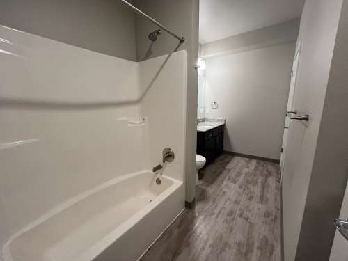 S Bed Clover Commons 438