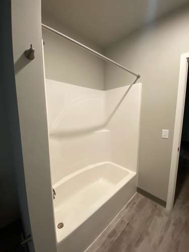 S Bed Clover Commons 396