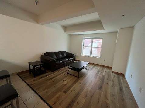 S Bed 420 West 499