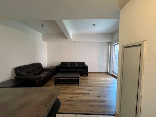 S Bed 420 West 5