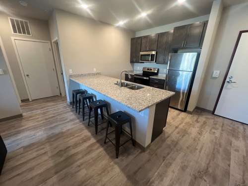 S Bed Clover Commons 477