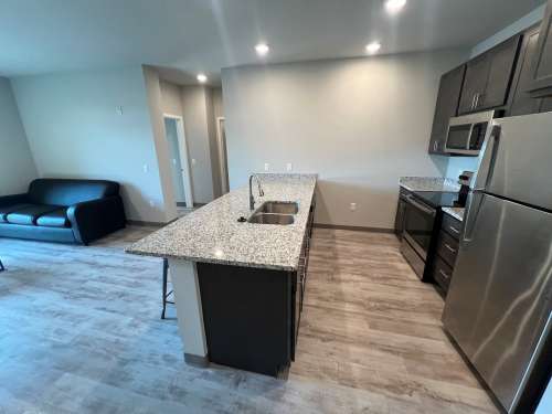 S Bed Clover Commons 274