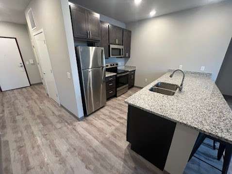 S Bed Clover Commons 439