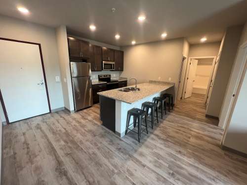 S Bed Clover Commons 234