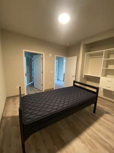 S Bed Clover Commons 476