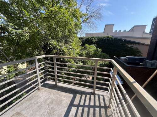 S Bed 420 West 47