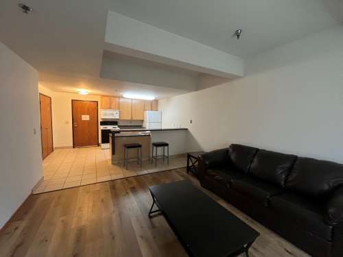 S Bed 420 West 500