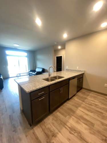 S Bed Clover Commons 441