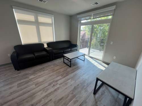 S Bed Clover Commons 90