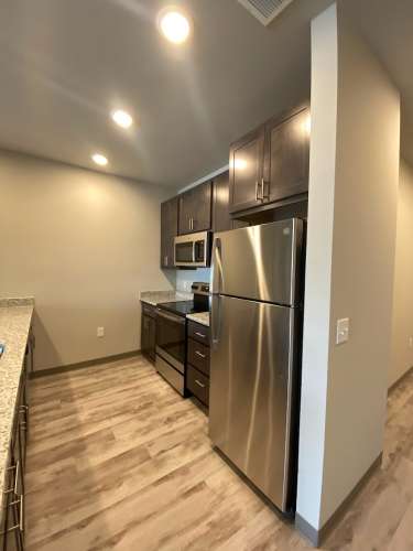 S Bed Clover Commons 0