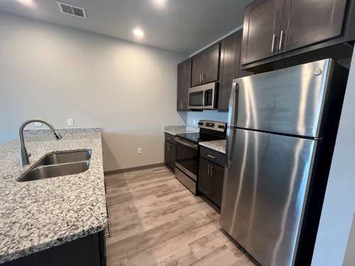 S Bed Clover Commons 198