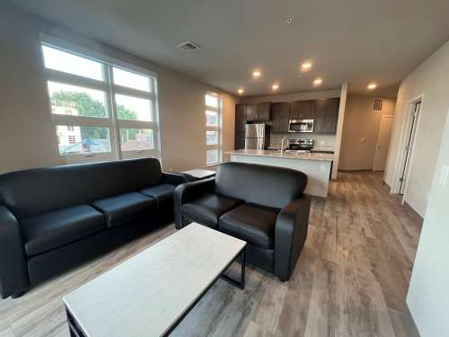 S Bed Clover Commons 332