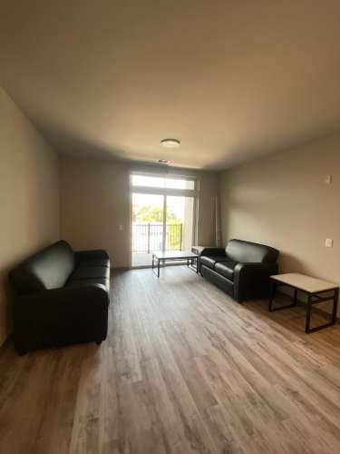 S Bed Clover Commons 433