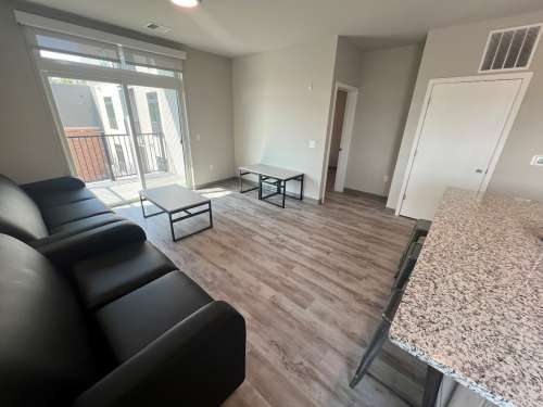 S Bed Clover Commons 88