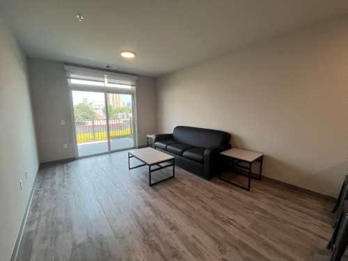 S Bed Clover Commons 210