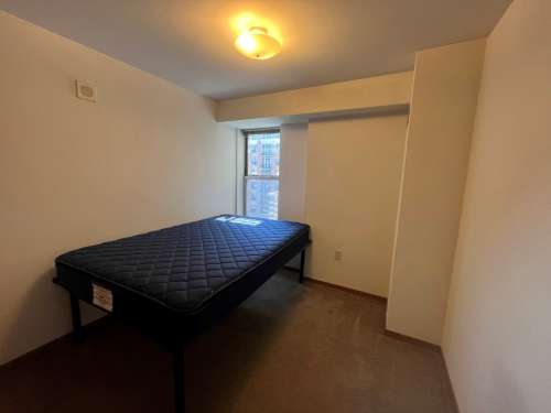 S Bed 420 West 307
