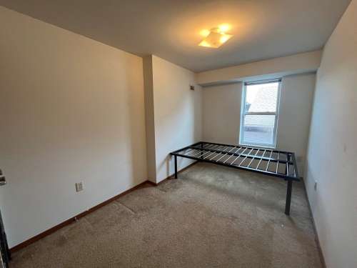 S Bed 420 West 186