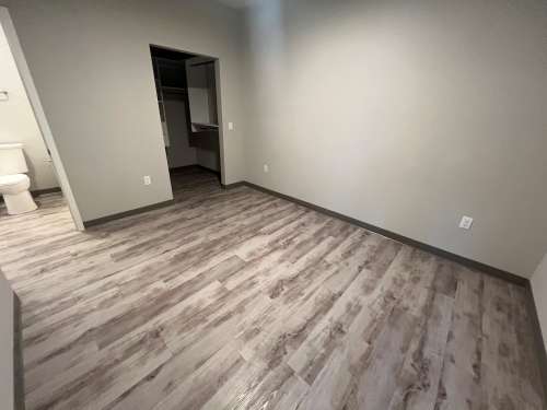 S Bed Clover Commons 297