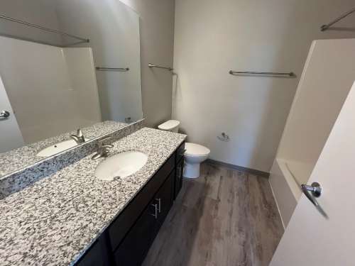 S Bed Clover Commons 219