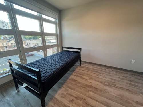 S Bed Clover Commons 416