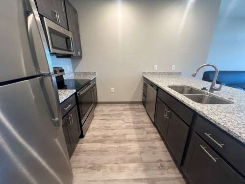 S Bed Clover Commons 69