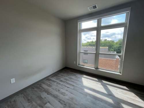 S Bed Clover Commons 148