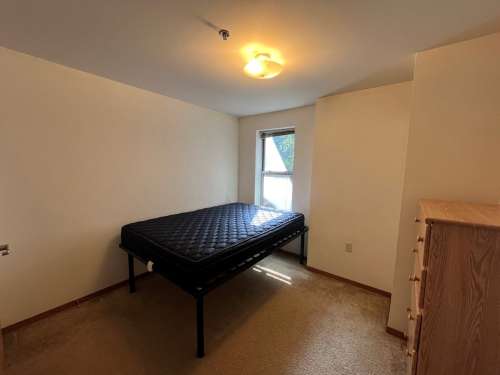 S Bed 420 West 93
