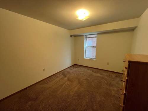 S Bed 420 West 488